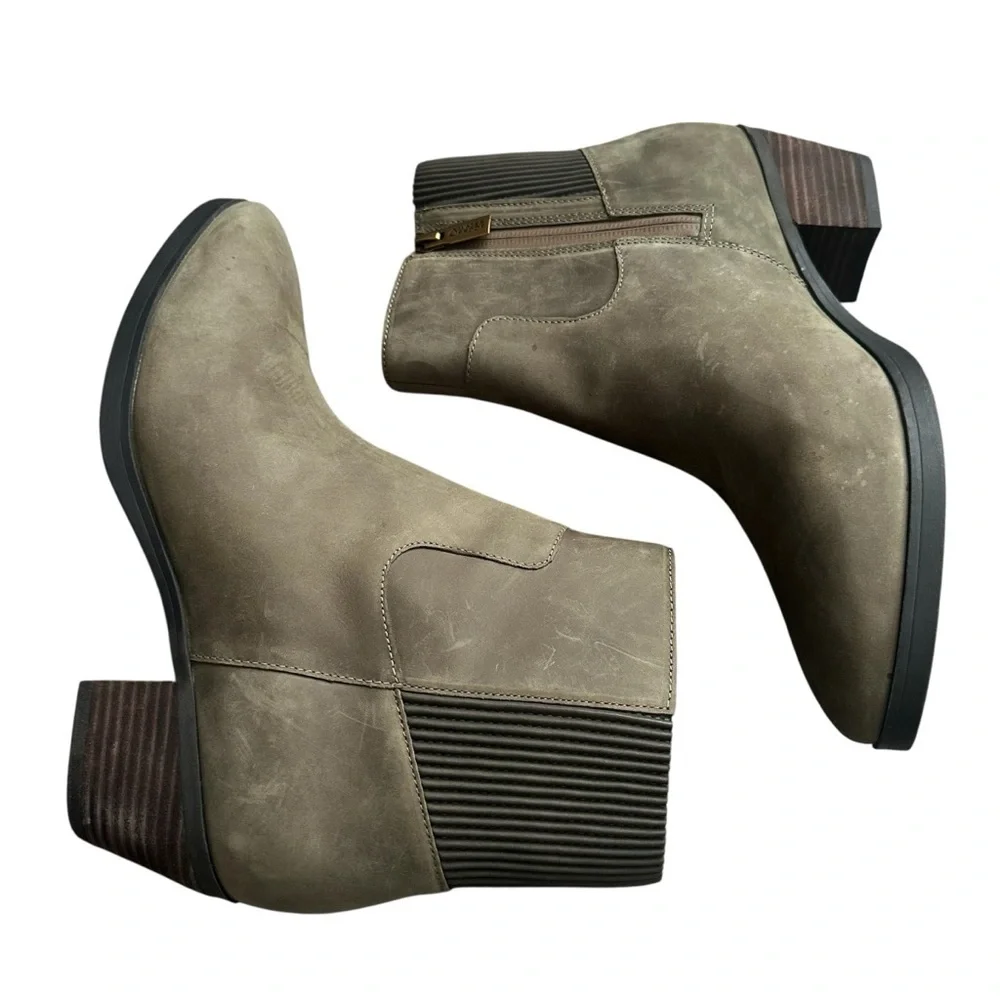 VIONIC VIVIEN SHANTELLE DARK OLIVE GREEN HEELED BOOTS SIZE 8